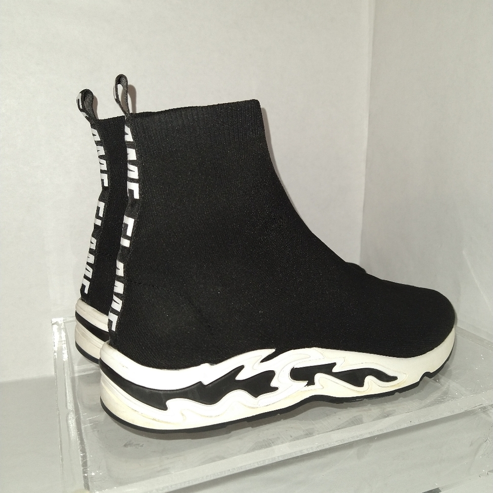 Sandro Paris Flames Sock sneakers.